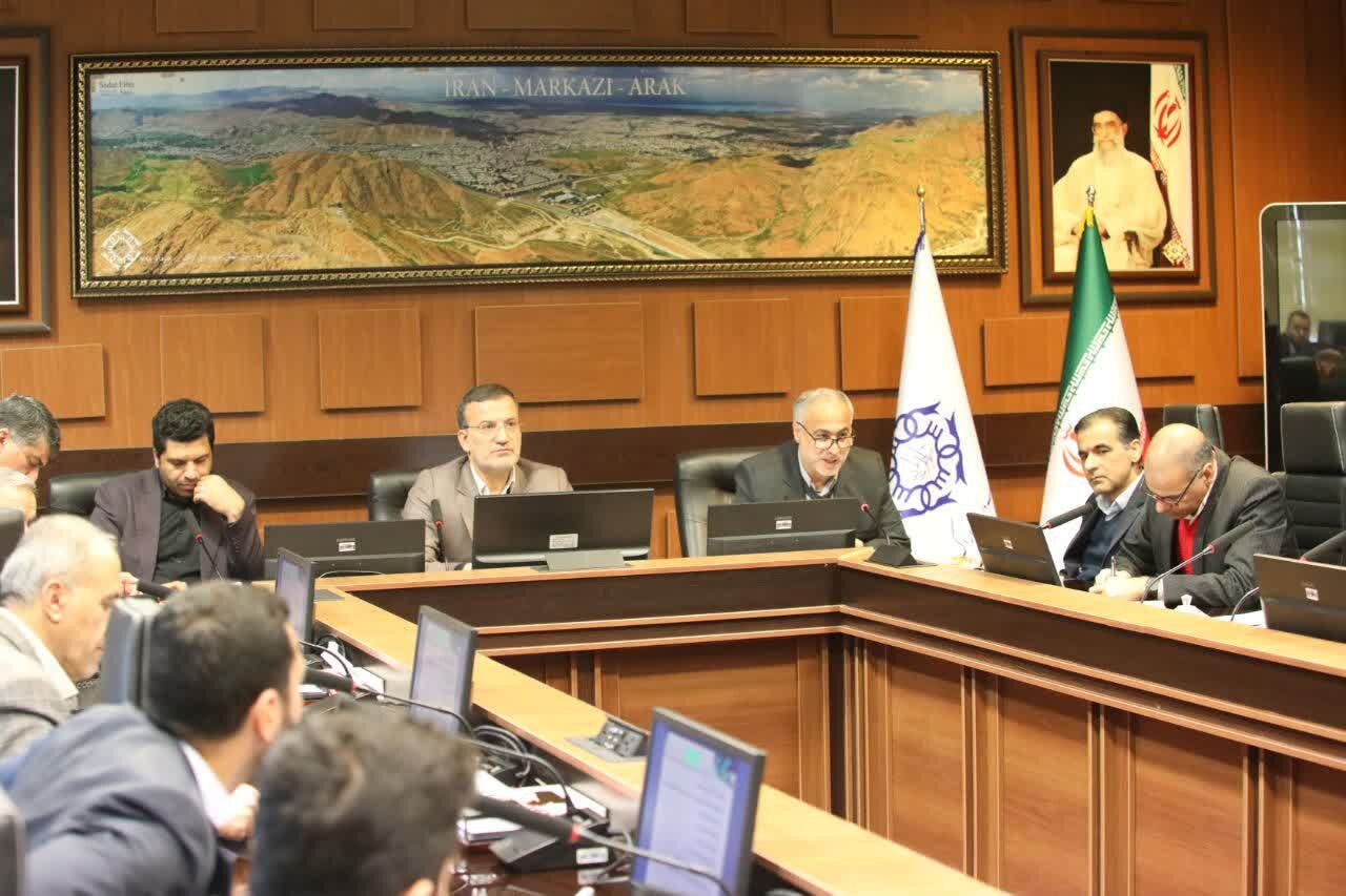 باید یک متولی برای ساماندهی روز بازارها تعیین شود