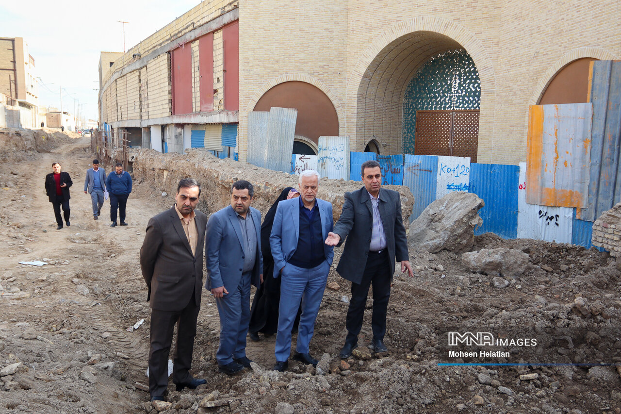 بازدید سرزده شهردار اصفهان از بافت تاریخی اطراف مسجد جامع