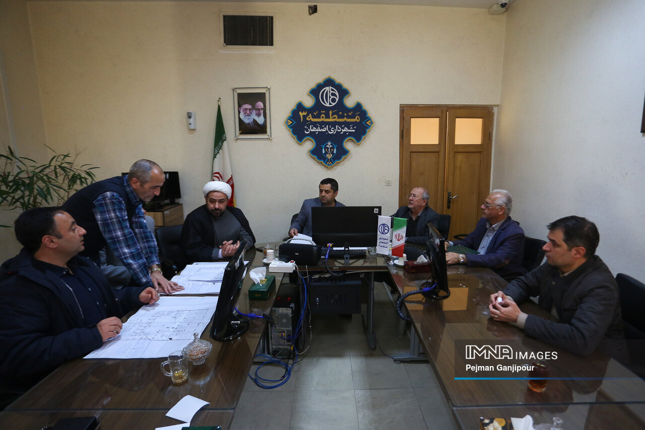 کمیته نظارتی شورای شهر اصفهان در منطقه ۳ شهرداری
