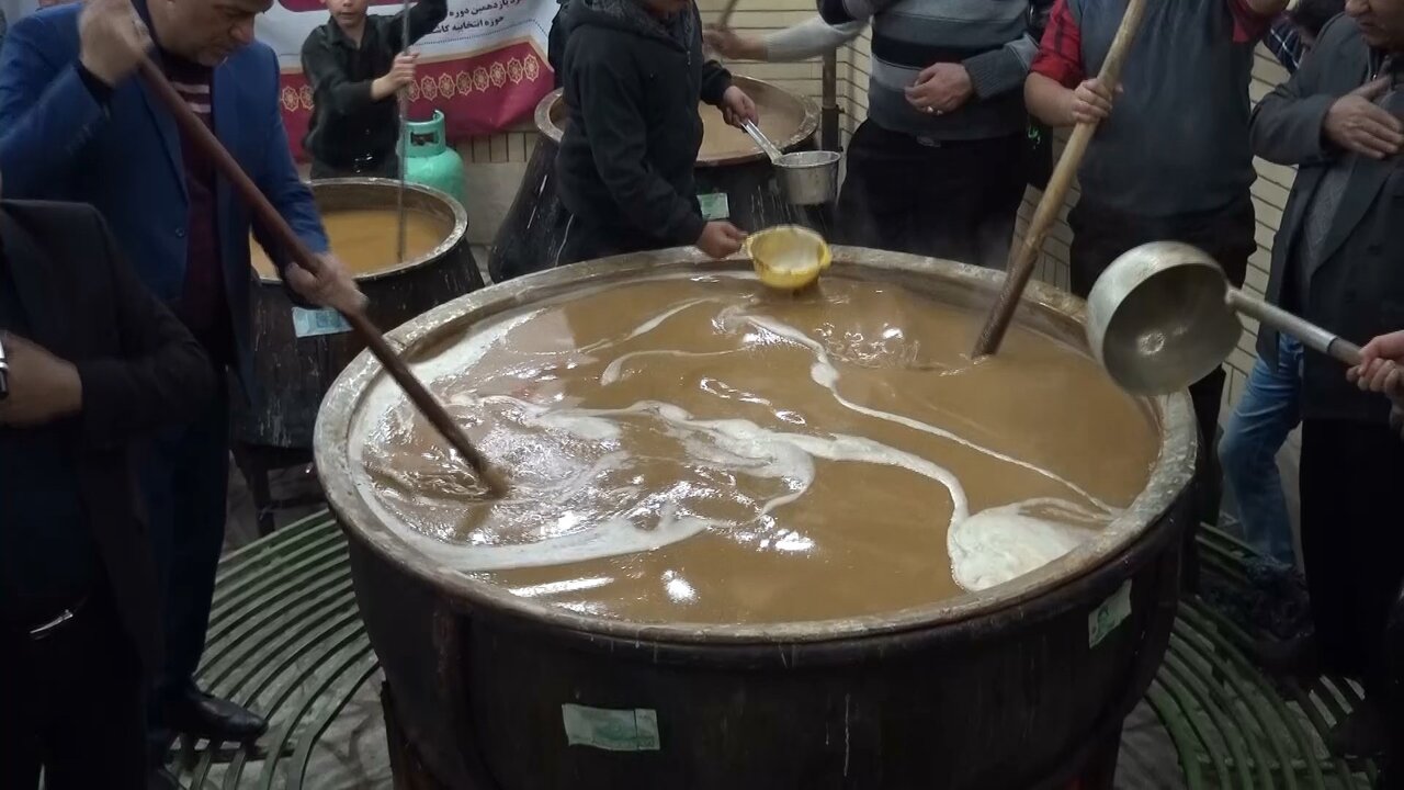 سمنوپزان آئینی دیرینه در کاشان