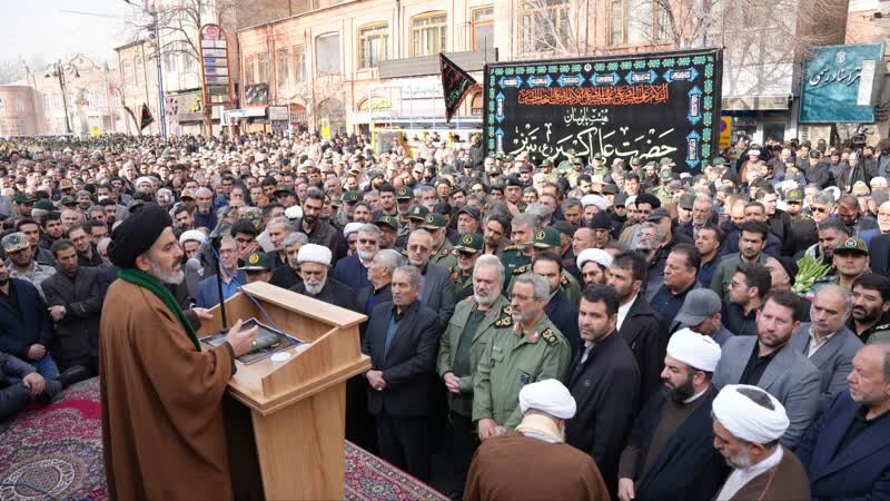 برگزاری مراسم تشییع پیکر استاندار فقید آذربایجان‌شرقی در ارومیه  