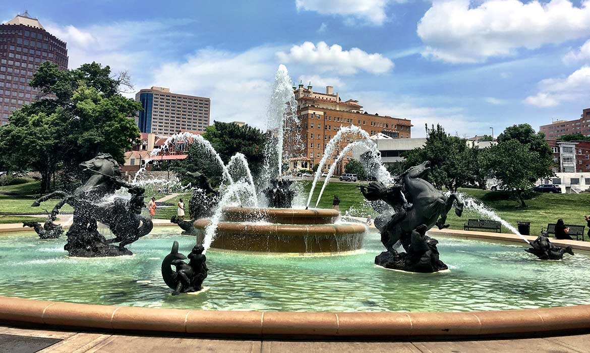 داستان شهر فوارههای جهان