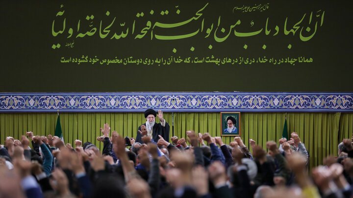 Ayatollah Khamenei Urges Muslim Countries to Sever Ties with Israel