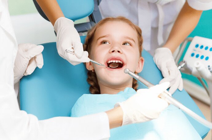 تاثیر تغذیه بر سلامت دهان و دندان: راهکارهای علمی برای دندان های سالم