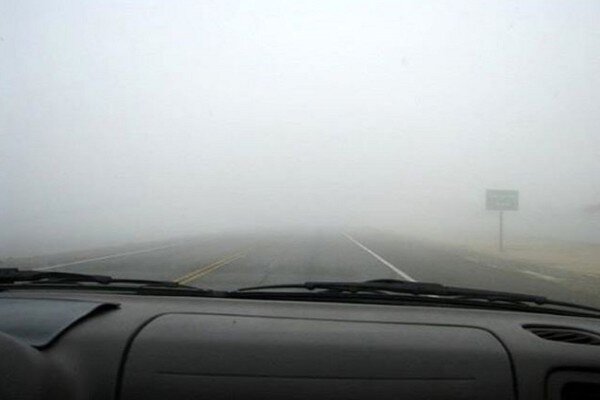 محورهای آذربایجان شرقی لغزنده و مه‌آلود است / رانندگان احتیاط کنند