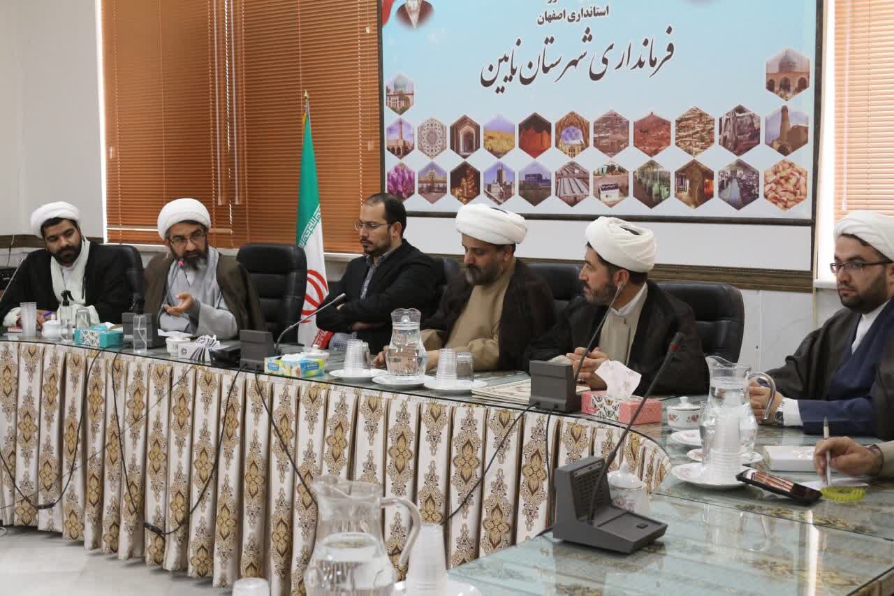 همه باید برای انتخابات تلاش کنیم