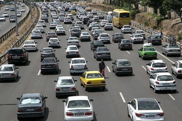 ثبت ۴۱۹ میلیون تردد وسائل نقلیه در جاده‌های استان فارس