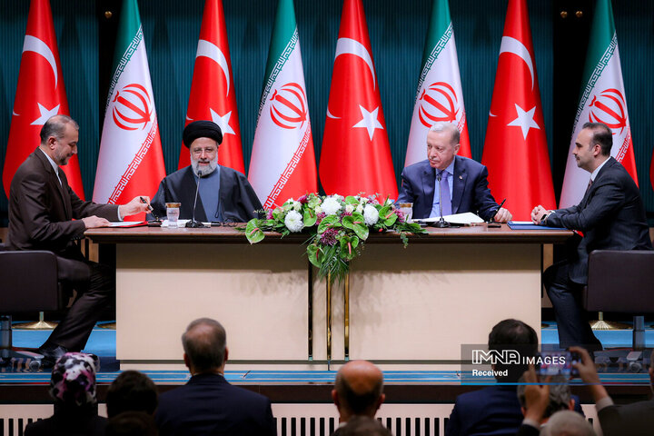 نشست خبری مشترک رؤسای جمهور ایران و ترکیه