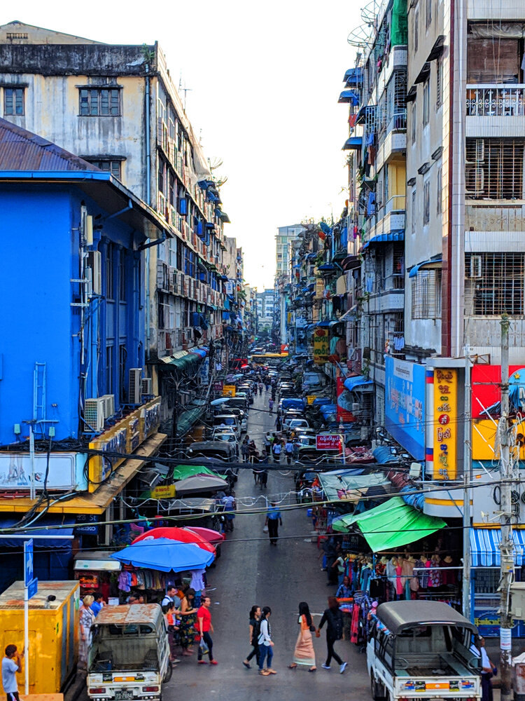بازارهای خیابانی بخش جدایی‌ناپذیر بافت شهری