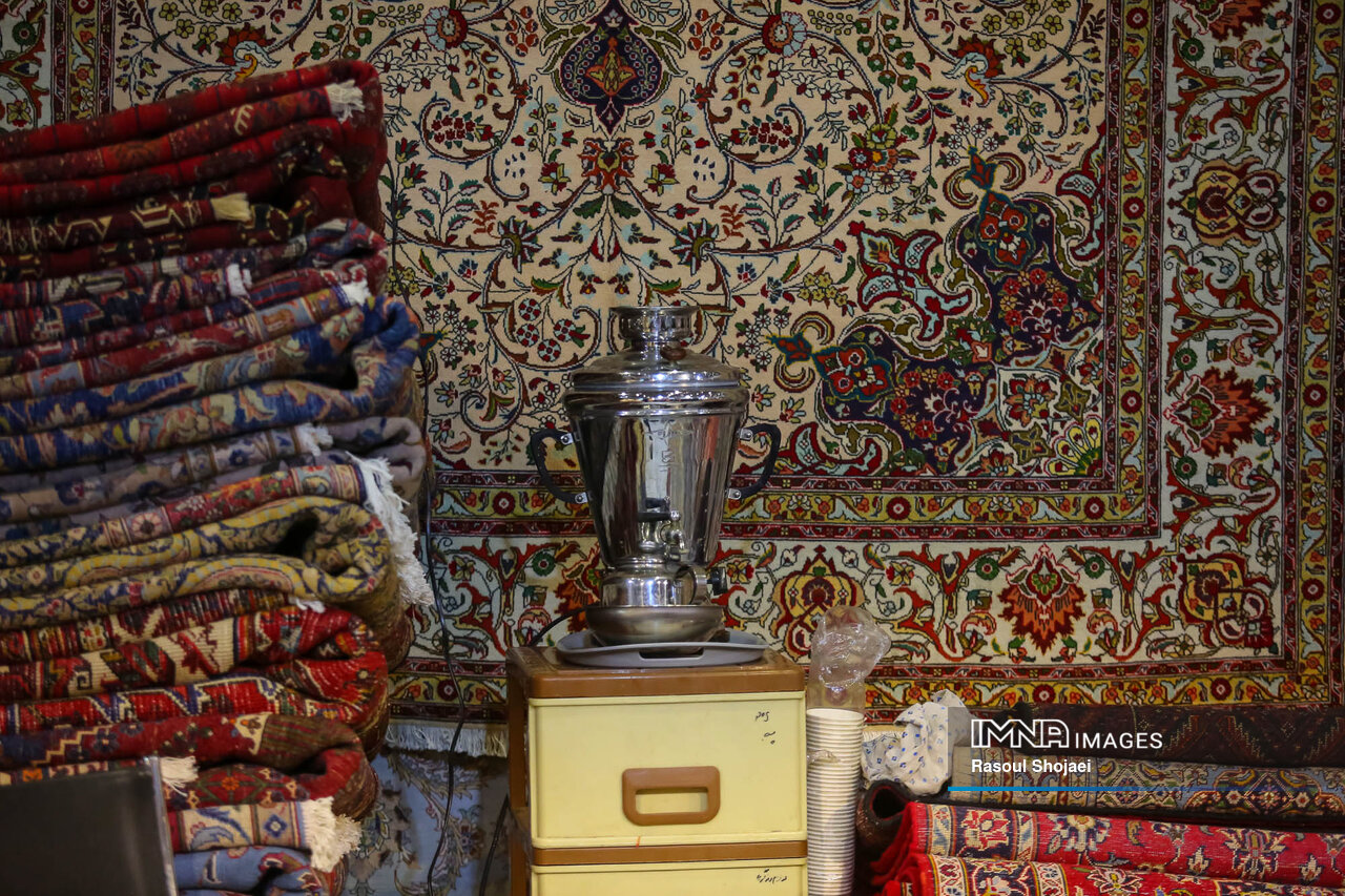 گره در گرههای فرش دستباف ایرانی