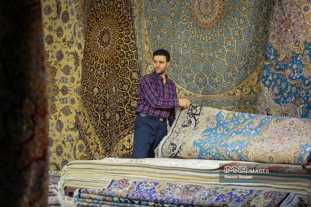 گره در گرههای فرش دستباف ایرانی