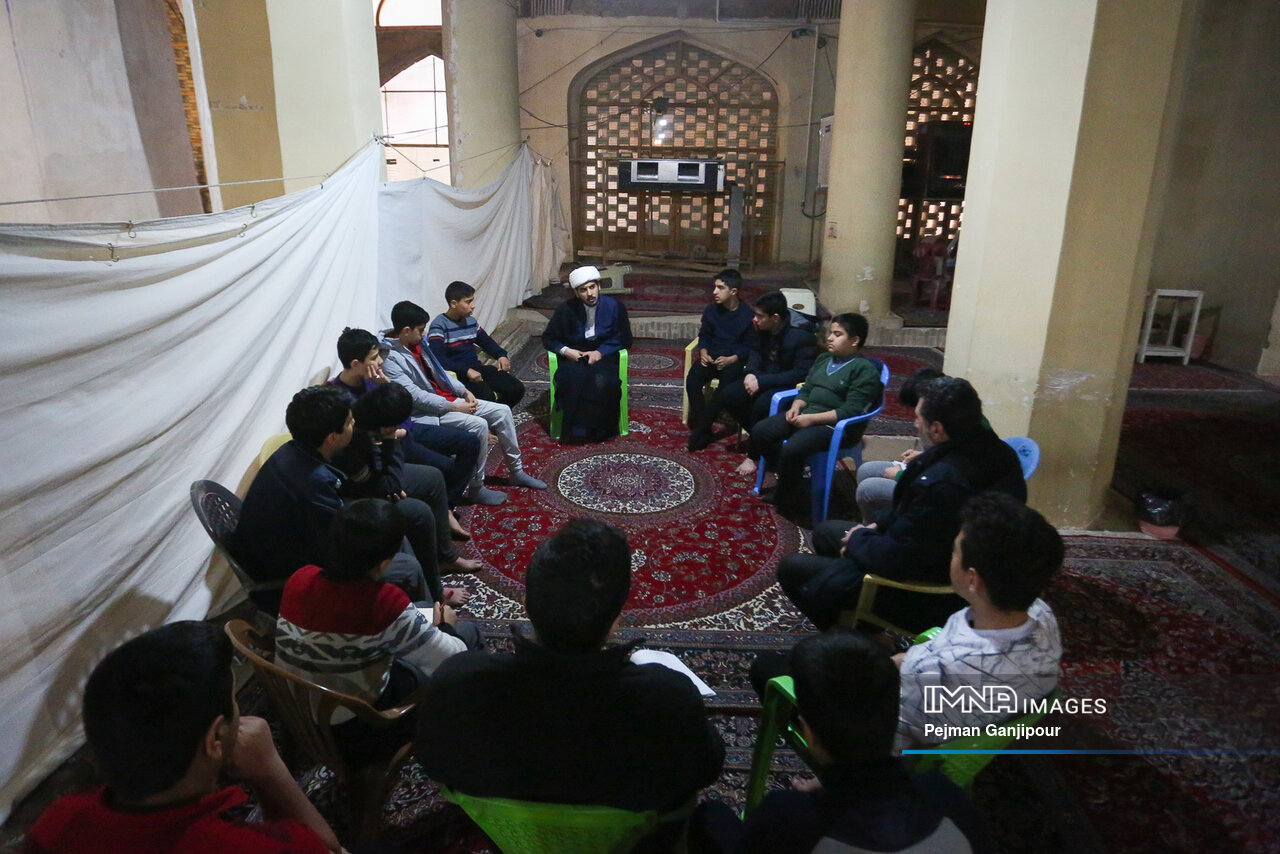 جشن‌های مردمی در مساجد کردستان برگزار می‌شود