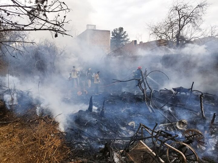 آتش‌سوزی گسترده در کرمان مهار شد