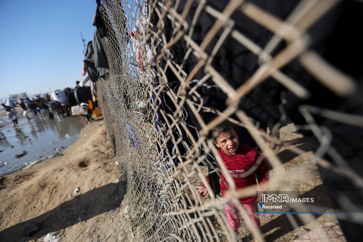 یک کودک فلسطینی دراردوگاه آوارگان در رفح