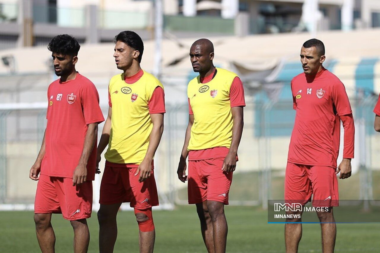 عبدالکریم حسن و آلکثیر اجازه بازی برای پرسپولیس ندارند