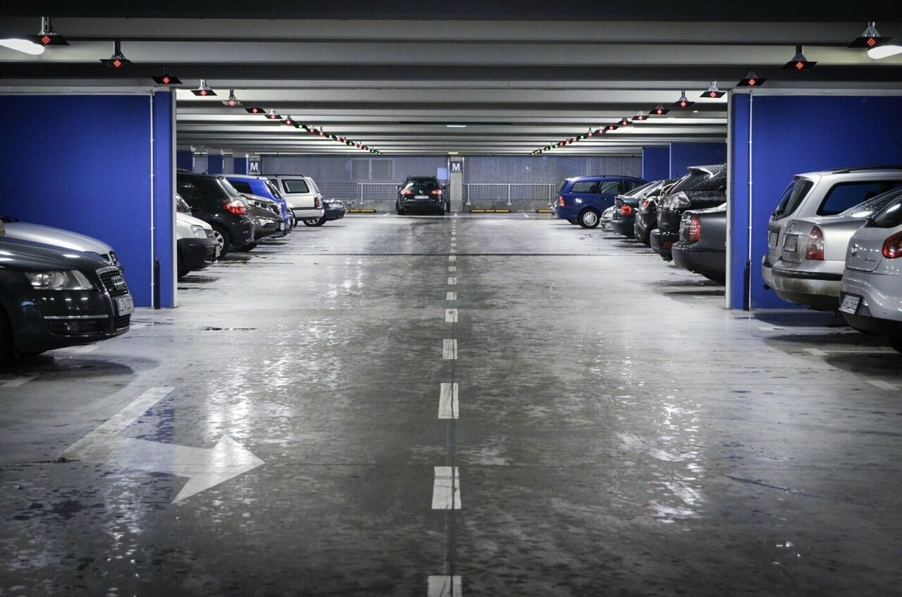 توسعه پارکینگ فردوسی شهرکرد در راستای کاهش بار ترافیکی