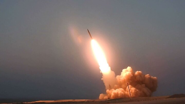 حمله گسترده موشکی و پهپادی ایران به اسرائیل آغاز شد