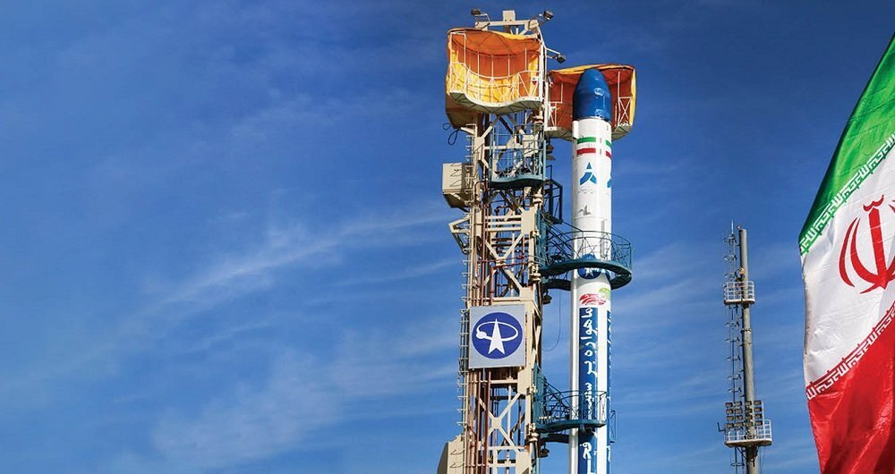 پرواز سیمرغ و احیای «امید» در بیکران