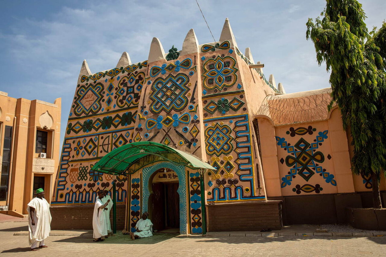 نقش رنگ و تزیینات در معماری سنتی آفریقایی