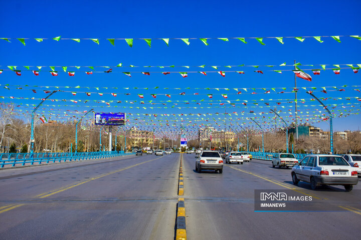 حال و هوای فجر انقلاب در اصفهان