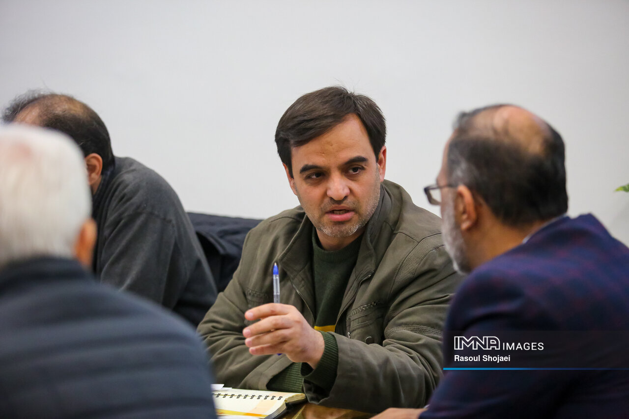 برگزاری ویژه برنامه سال تحویل در پل خواجو/ «اصفهان من» راهنمای مسافران نوروزی