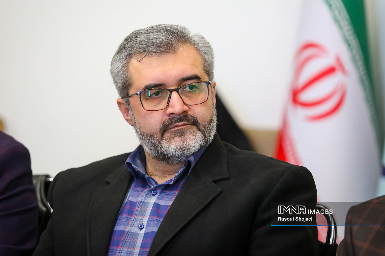 برگزاری ویژه برنامه سال تحویل در پل خواجو/ «اصفهان من» راهنمای مسافران نوروزی