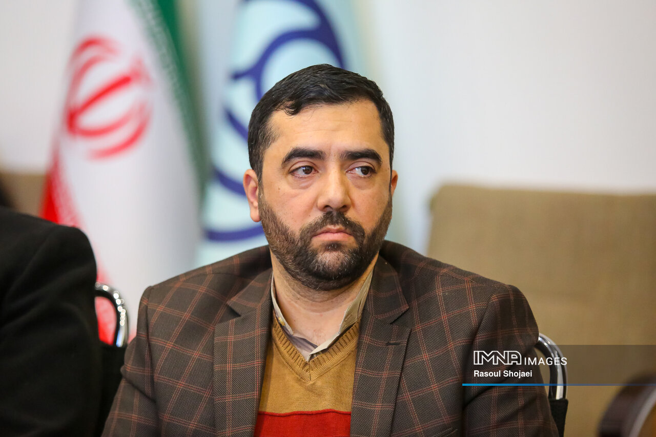 برگزاری ویژه برنامه سال تحویل در پل خواجو/ «اصفهان من» راهنمای مسافران نوروزی