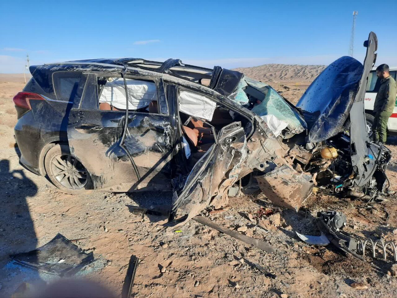 واژگونی هایما در اتوبان نطنز - کاشان با ۶ فوتی و مصدوم + عکس