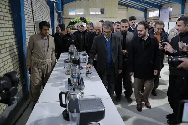 افتتاح ۸ پروژه مخابراتی و ۲ واحد تولید لوازم خانگی در بانه