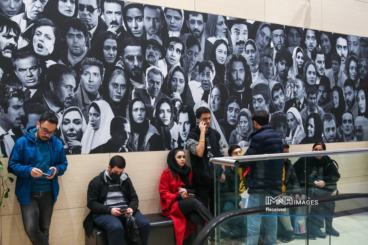 کمبود سینما در چهارمحال و بختیاری/ علاقه مردم بام ایران به هنر هفتم خاک میخورد