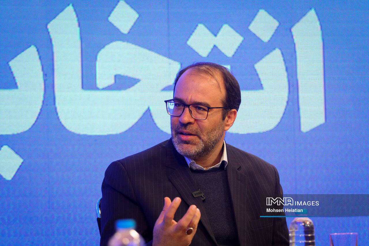 تاکتیکی از نمایندگان مجلس یازدهم برای آب ندیدم/ همه تخم مرغها را داخل یک سبد نگذاشتیم