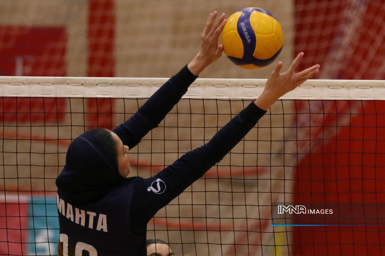 شروع قدرتمند تیمهای مدعی و صدرنشینی سایپا