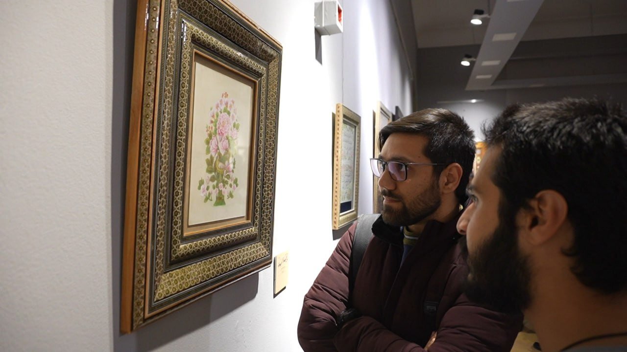 نمایشگاهی به ظرافت دستان هنرآفرین بانوان