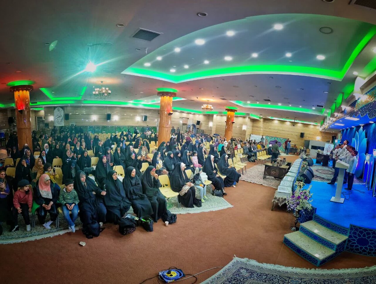 دومین «کارگاه مهندسی فرهنگی ۲» در خمینی شهر درحال برگزاری است