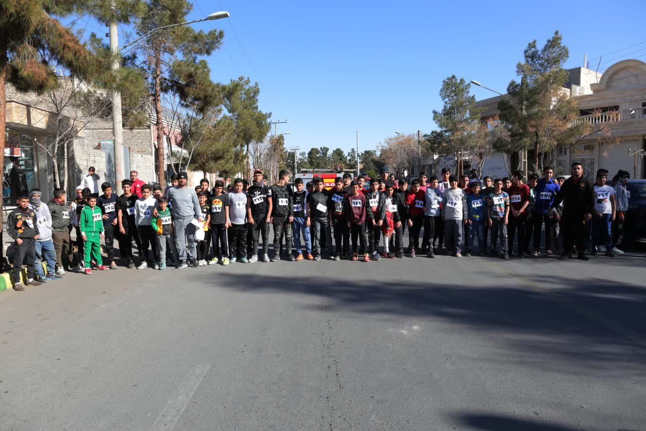 چهارمین دوره مسابقات دو میدانی منطقه لتحر کاشان برگزار شد