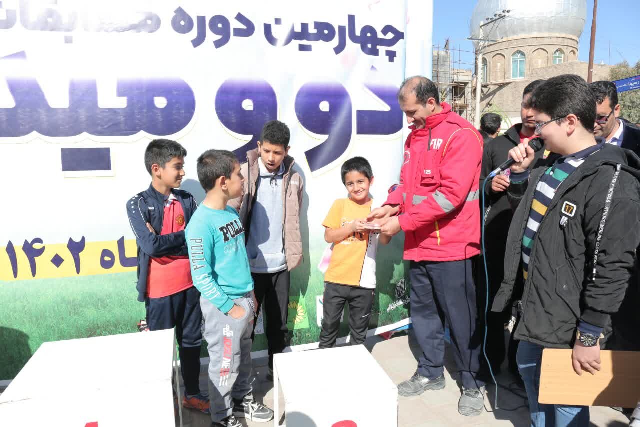 چهارمین دوره مسابقات دو میدانی منطقه لتحر کاشان برگزار شد