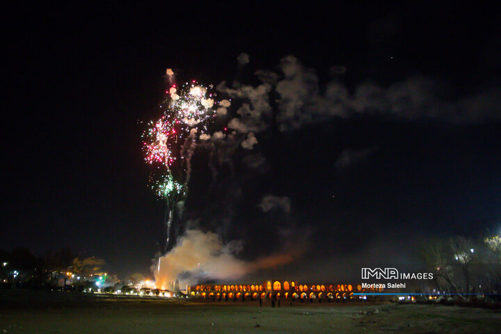 مکان‌های شاخص نورافشانی اصفهان در شب بیست‌ودوم بهمن