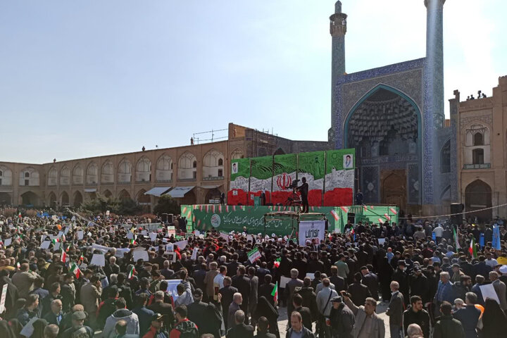 پیام قدردانی استاندار اصفهان در پی حضور حماسی مردم استان در راهپیمایی ۲۲ بهمن