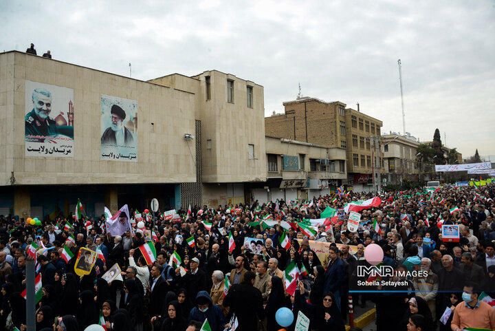 راهپیمایی 22 بهمن در شیراز