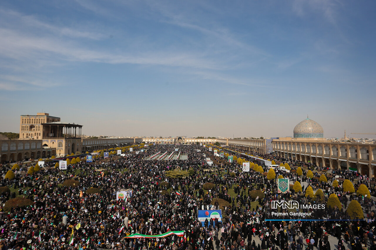 جهاد تبیین، آبی بر آتش تردیدها / نقش مهم رسانهها در مسیر خطیر تبیین حقایق