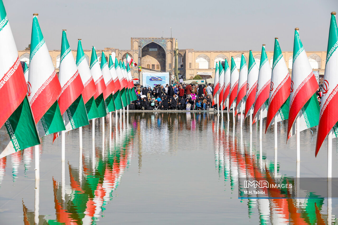 مذاکره با آمریکا؛ عبور از خط قرمز عزت و استقلال