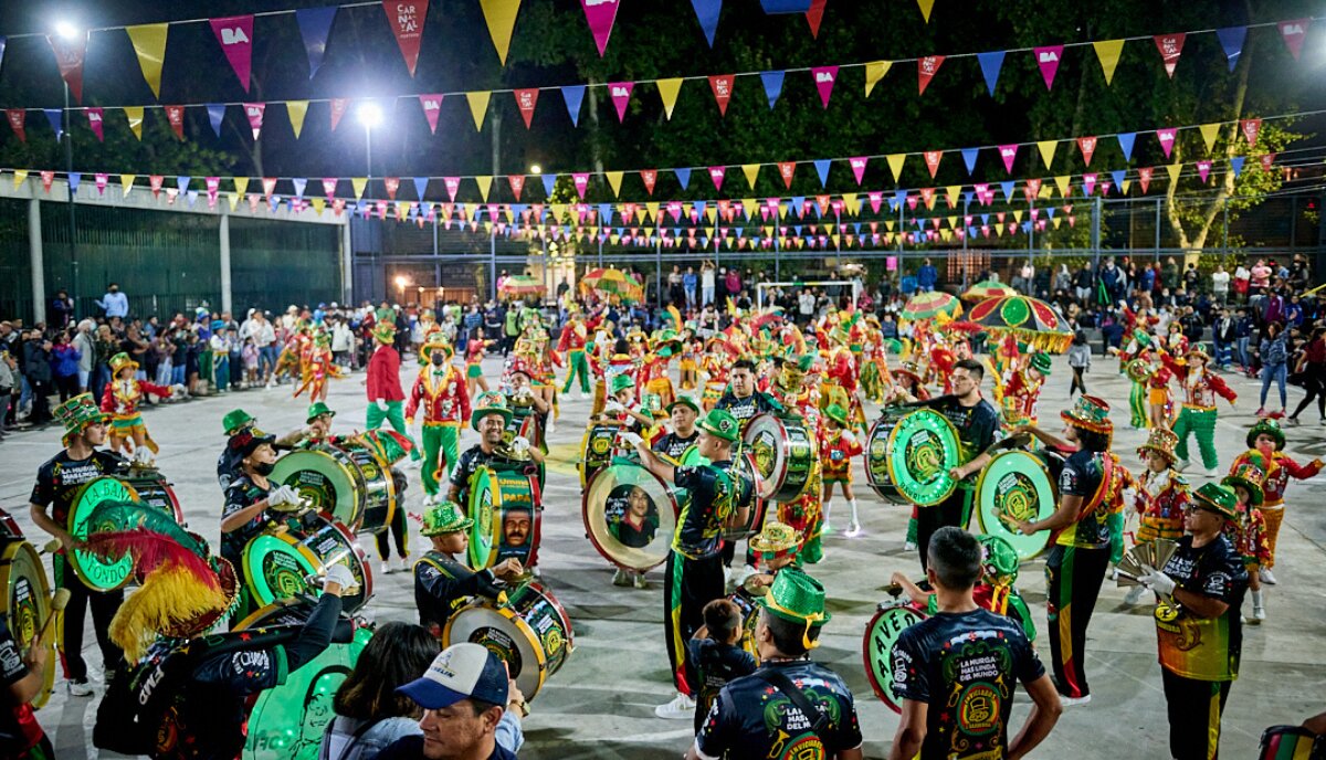 کارناوال آرژانتین؛ میهمانی عمومی برای پیشواز «چهارشنبه توبه»
