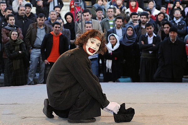 برگزاری نخستین جشنواره تئاتر خیابانی «بهار در زمستان» در تبریز