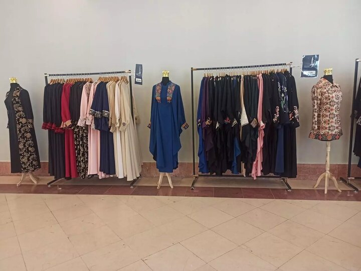 نذر حجاب با عرضه چادر و عبا در نمایشگاه مد و لباس شیراز