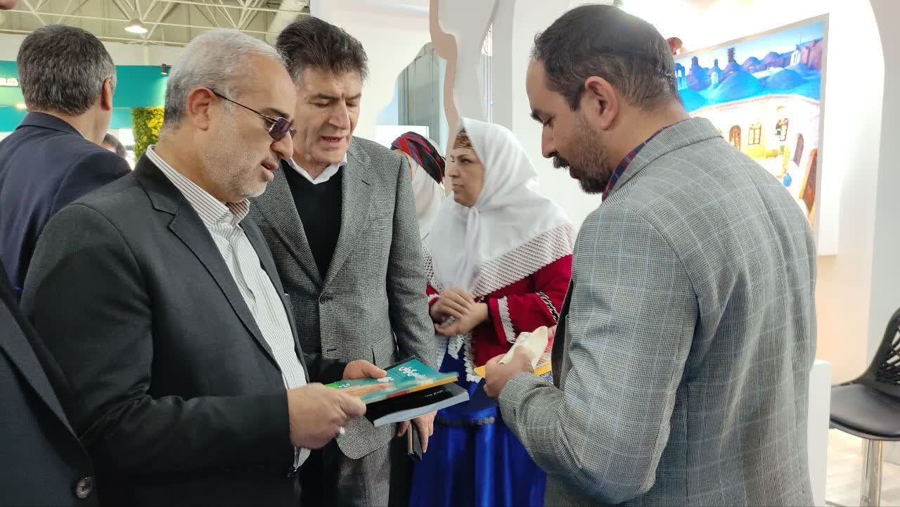 حضور کرمان در نمایشگاه گردشگری تهران با محوریت گردشگری مقاومت