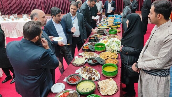 کرمانشاه از پرظرفیت‌ترین شهرهای ایران در گردشگری خوراک است