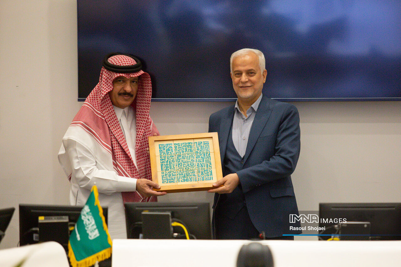 Saudi Arabian Ambassador Highlights Importance of Municipalities in Strengthening Cultural Ties with Iran