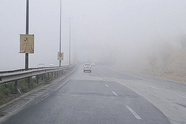 وقوع مه صبحگاهی و افزایش آلاینده‌ها در خوزستان