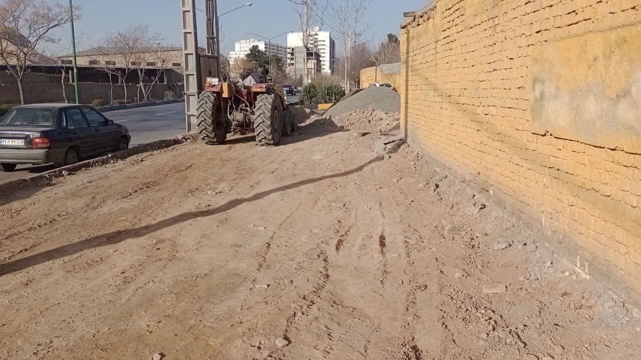 پیادهروهای محله گلزار با ۶۰ میلیارد ریال اعتبار ساماندهی میشود