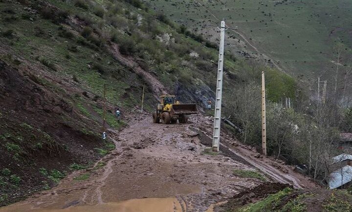 خسارت ۳۶۹ میلیارد تومانی برف و باران به شبکه برق کردستان